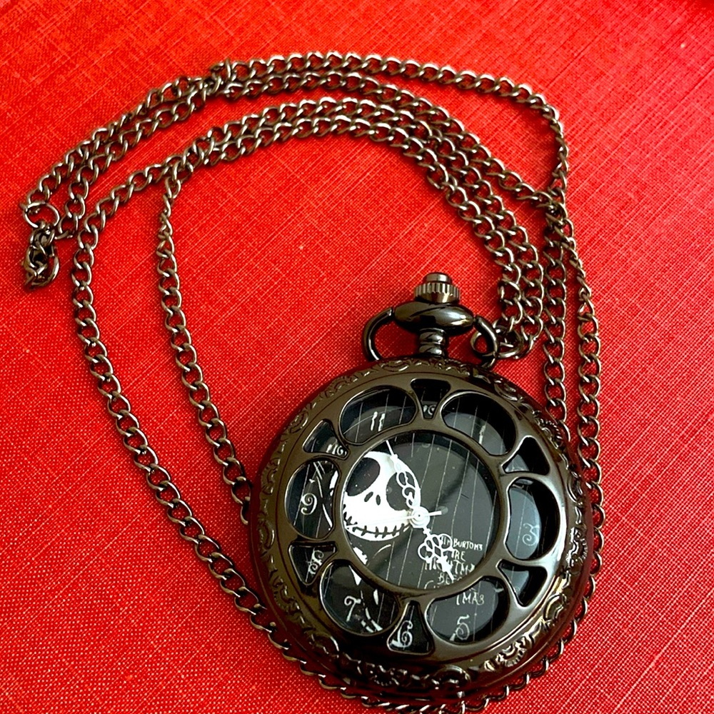 NEW Nightmare BEFORE Christmas Pocket Watch & Long Chain